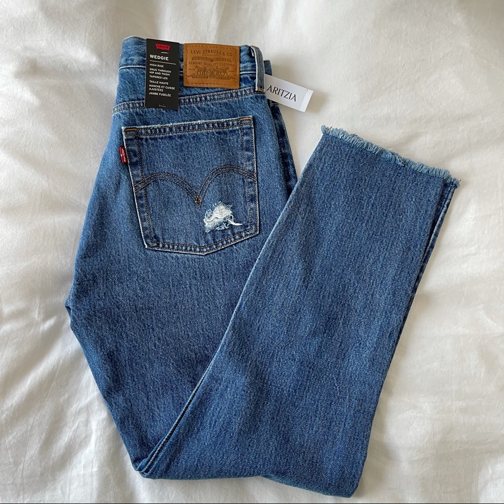 Levi’s Wedgie High Rise Jeans